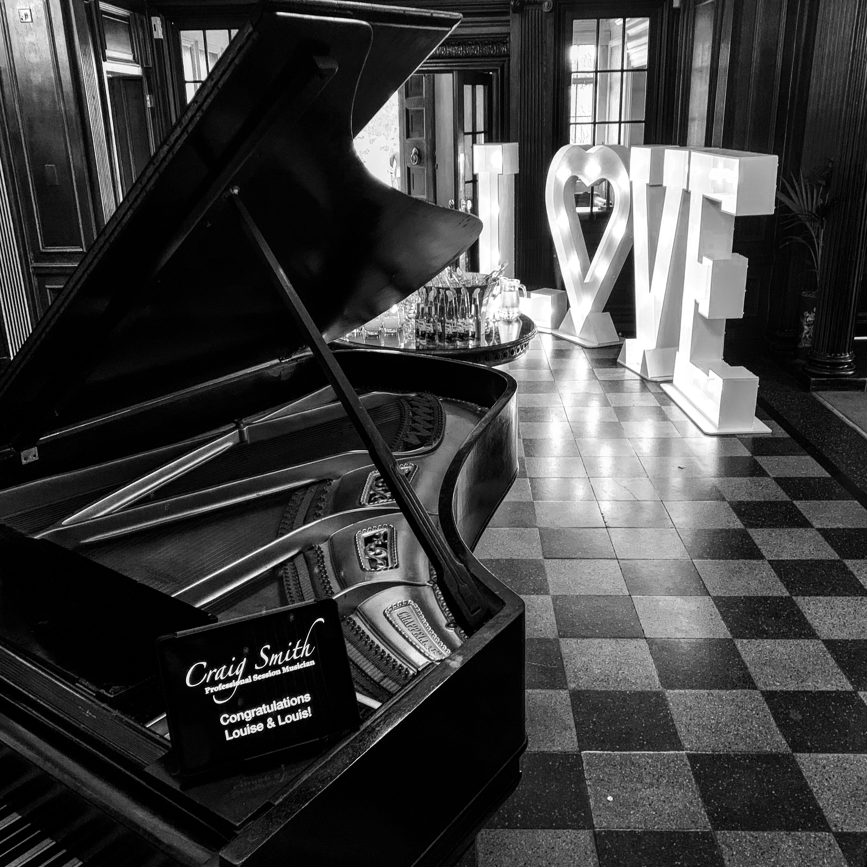 Craig Smith Wedding Pianist playing Piano for Eaves Hall Drinks Receptions