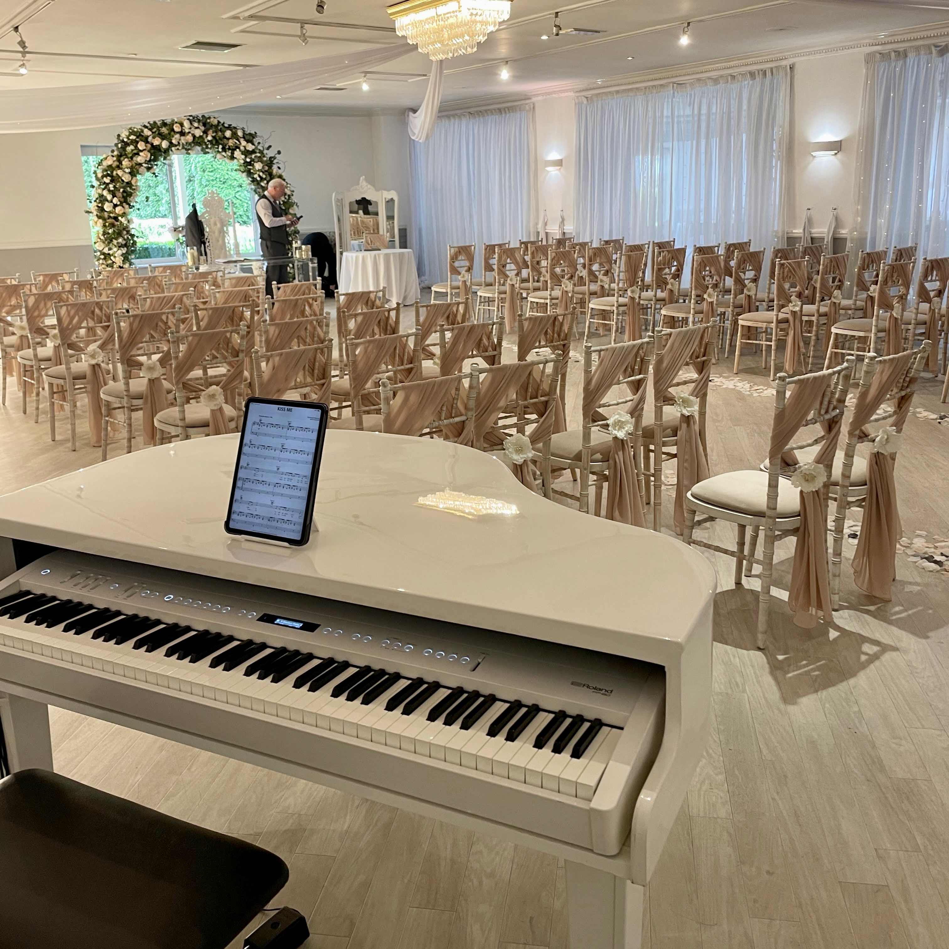 Recommended wedding pianist for Foxfields hotel wedding music