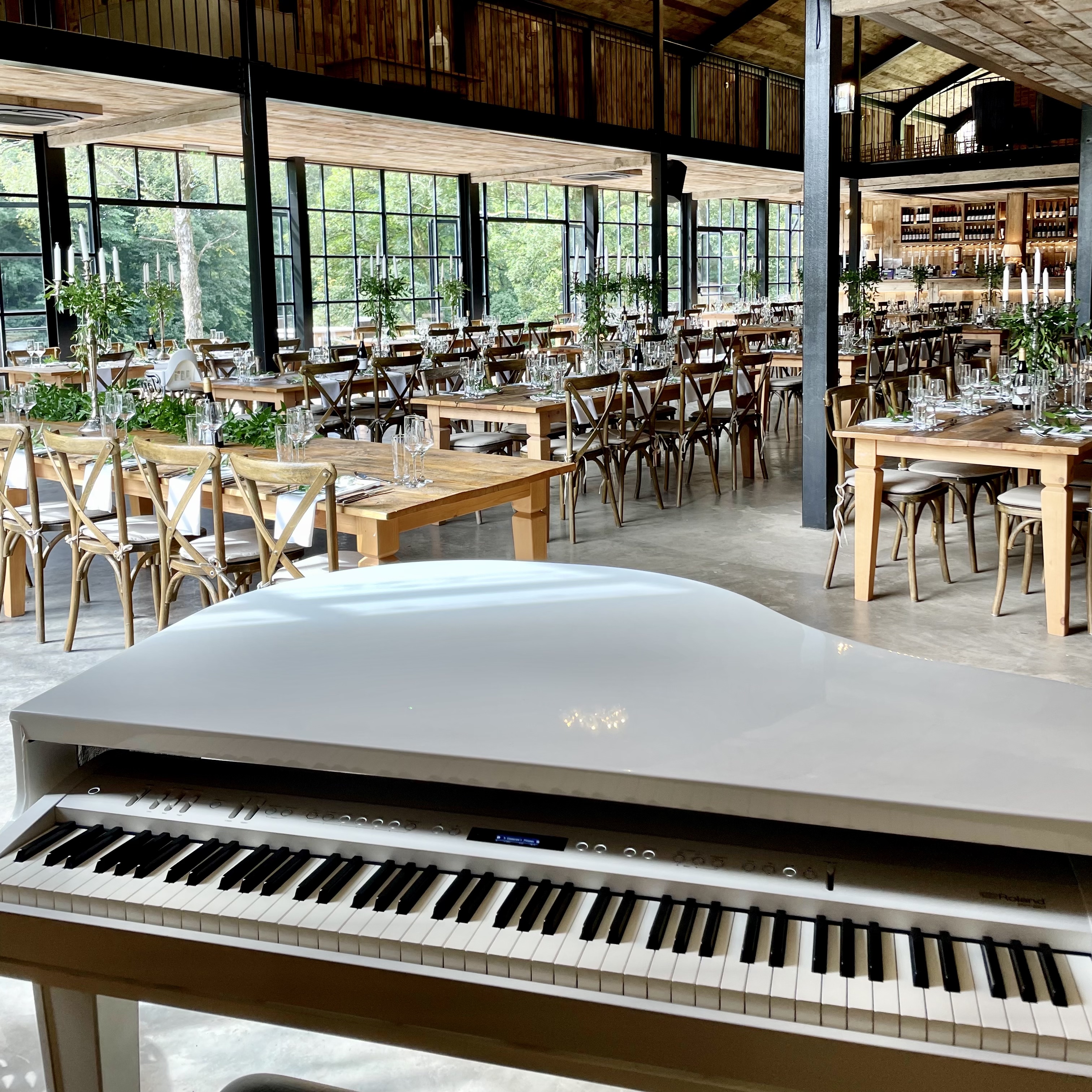 Piano for a Hidden River Cabins wedding