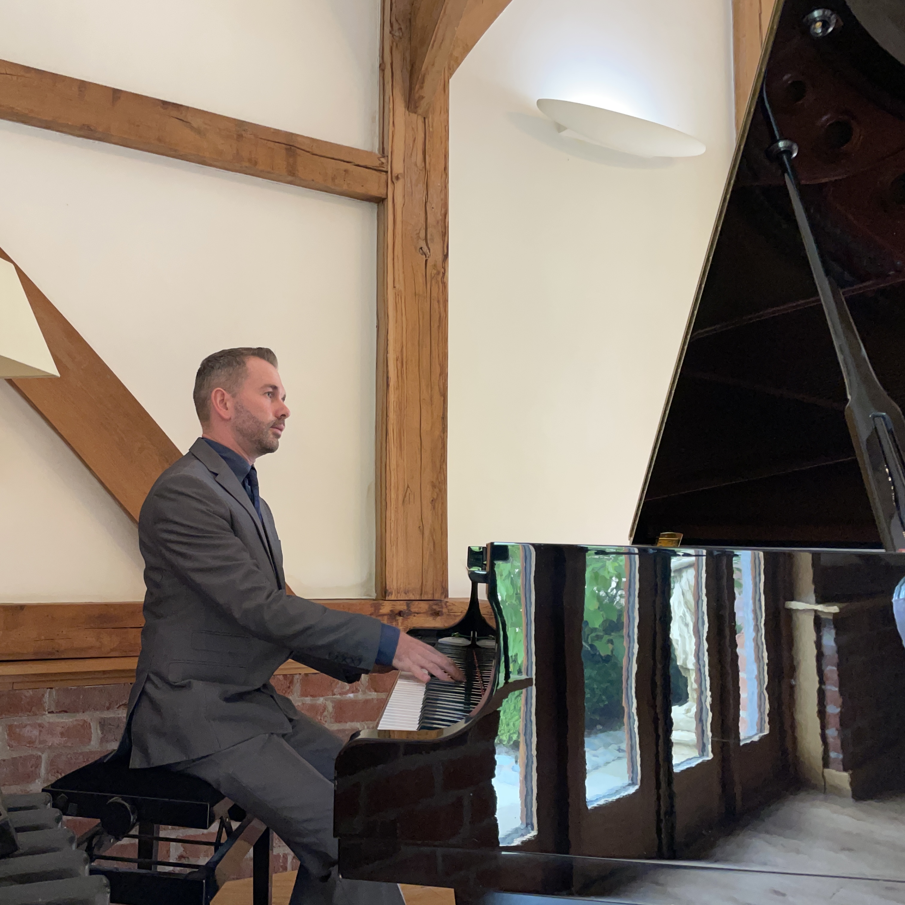 Craig Smith Sandhole Oak Barn wedding pianist for wedding breakfasts
